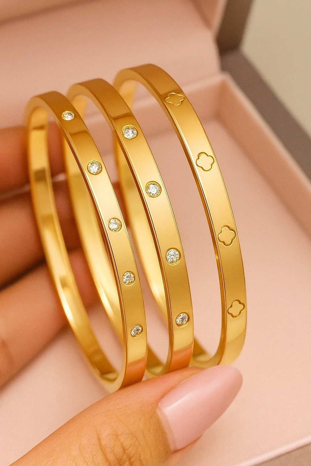 3pcs 18k gold plated stainless steel four leaf clover bracelets for party and daily wear inlaid cubic zirconia suitable for gifts for girls women friends weddings birthdays Valentine's Day (3-pieces)